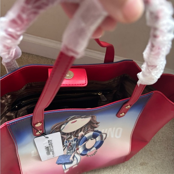 Love Moschino Red With Girl/ Tote Bag Too Cute! **RARE** VINTAGE FIND! Moschino - Picture 5 of 11